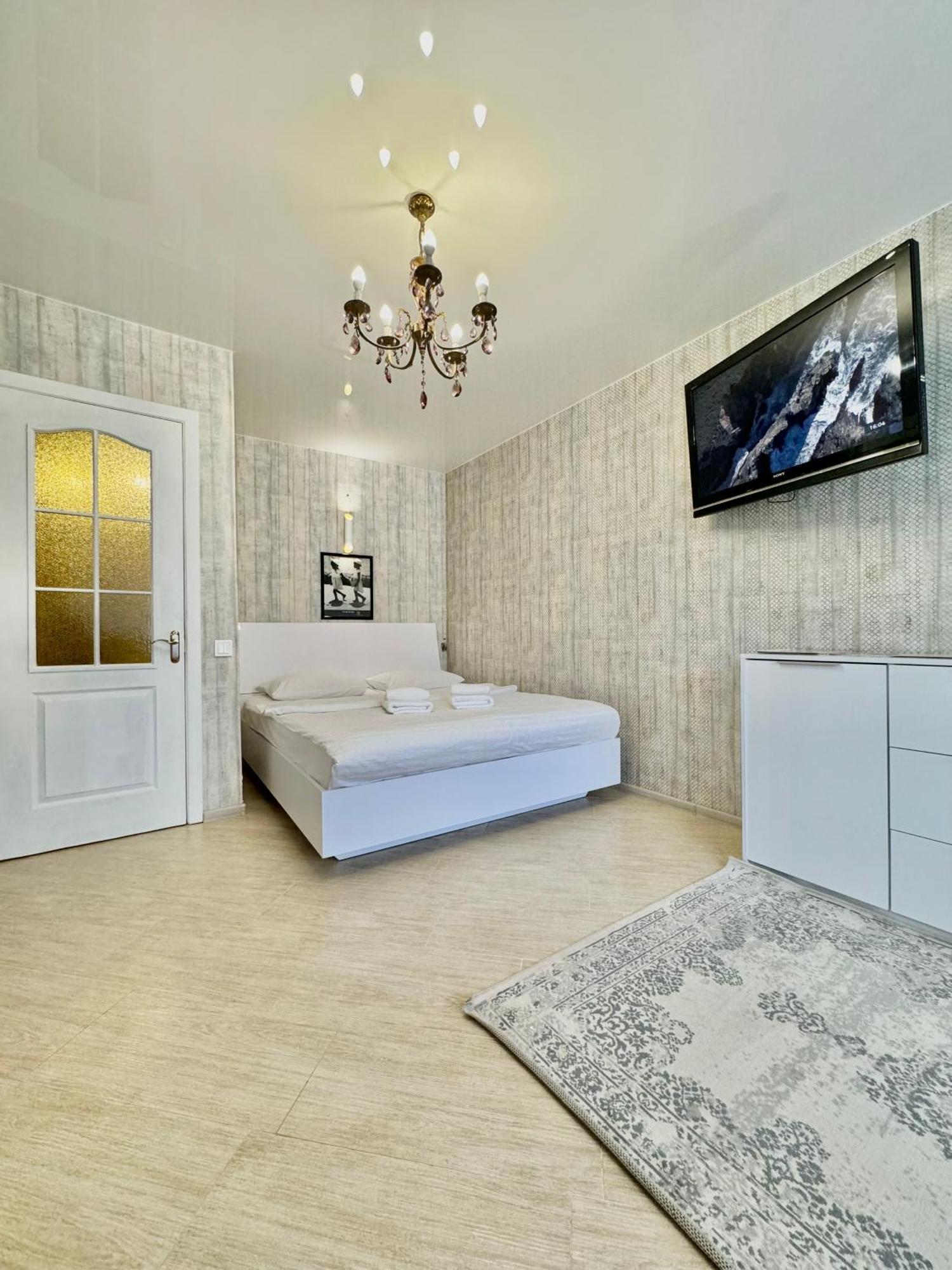 Apartpoltava Смак Італії У Самому Центрі Полтави , Білосніжна Студія В Новобудові, Банківський Чек Exterior foto